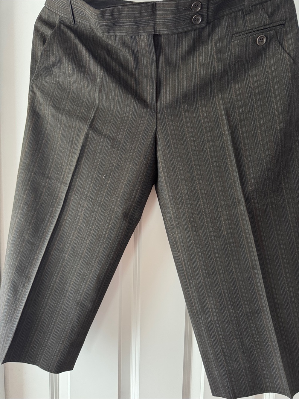 BCBGMaxAzria Charcoal Pinstripe Dress 3/4 length Sz 10